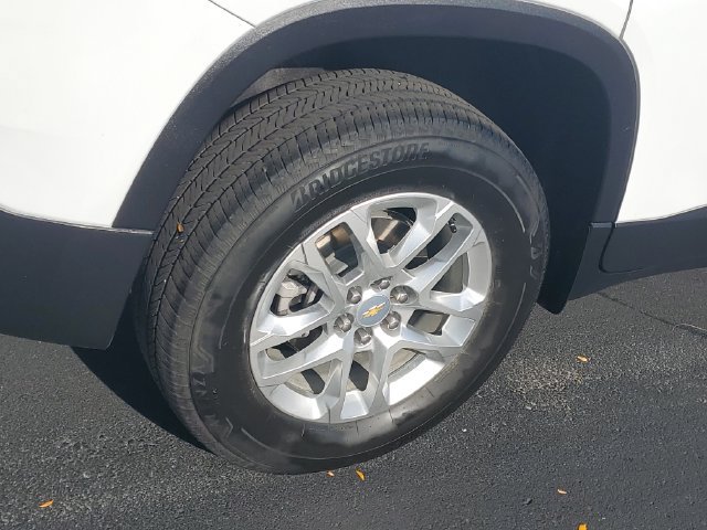 Certified 2024 Chevrolet Traverse LS w/ Safety Package AWD/4WD image 5