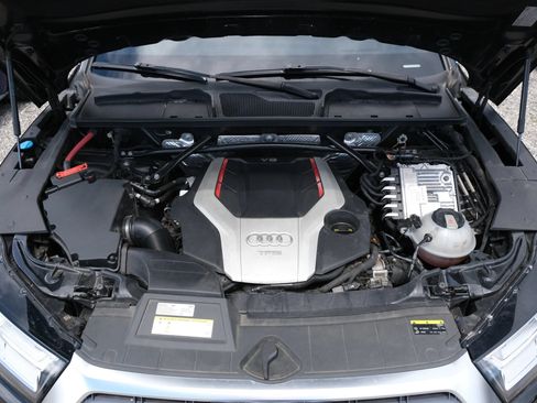 Used 2018 Audi SQ5 Prestige w/ Prestige Package AWD/4WD image 14