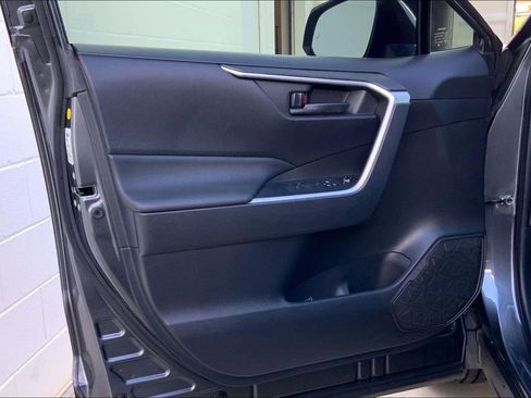 Used 2023 Toyota RAV4 LE image 23