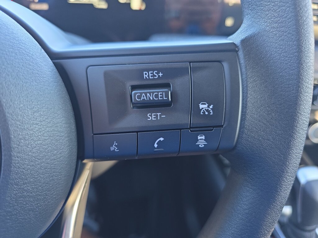 New 2027 Nissan Kicks S FWD image 9