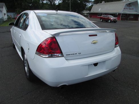 Used 2012 Chevrolet Impala LT w/ LT Sunroof Package FWD image 15