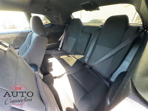 Used 2023 Dodge Challenger SXT image 9