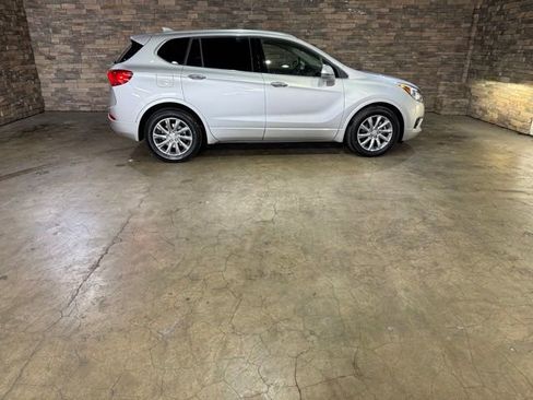 Used 2019 Buick Envision Essence FWD image 4