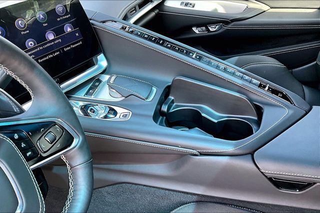 Used 2020 Chevrolet Corvette Stingray Premium Cpe w/ 3LT Preferred Equipment Group RWD image 17
