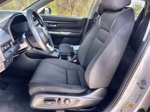 Used 2023 Honda CR-V EX image 11