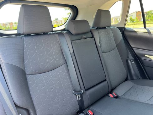 Used 2019 Toyota RAV4 XLE w/ Convenience Package AWD/4WD image 18
