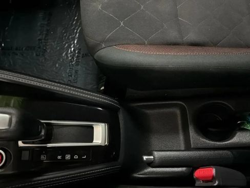 Used 2019 Nissan Kicks SR w/ Exterior Package FWD image 12