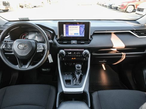 Used 2024 Toyota RAV4 LE AWD/4WD image 13