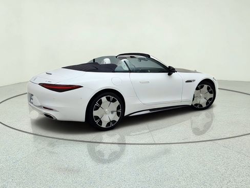 New 2026 Mercedes-Benz Maybach SL 680 image 8