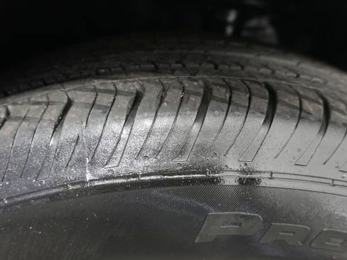 Used 2025 Ford Escape Active AWD/4WD image 10