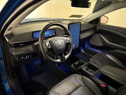 Certified 2025 Ford Mustang Mach-E Premium RWD image 5