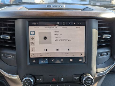 Used 2022 RAM 2500 Laramie w/ Snow Chief Group image 23