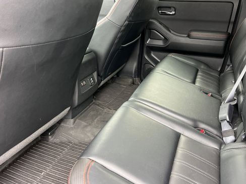 Used 2023 Nissan Frontier PRO-4X w/ Pro-4X Premium Package image 14