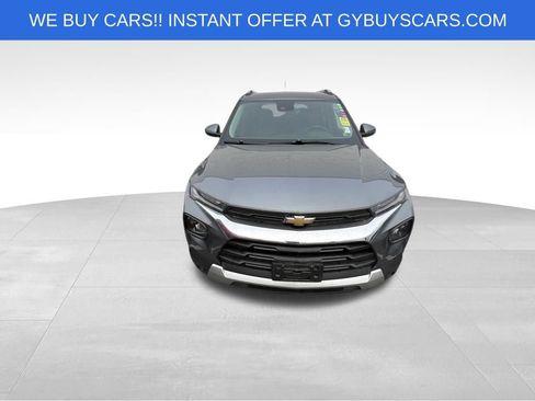 Used 2021 Chevrolet TrailBlazer LT w/ Premium Seating Package AWD/4WD image 3