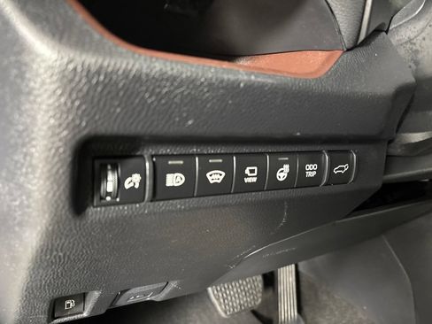 Used 2023 Toyota RAV4 Limited AWD/4WD image 11
