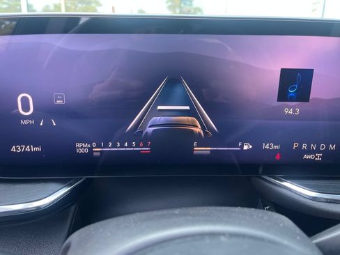 Used 2024 Buick Envision Preferred AWD/4WD image 16