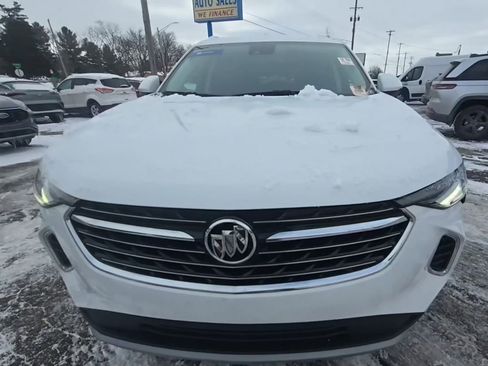 Used 2023 Buick Envision Essence image 2