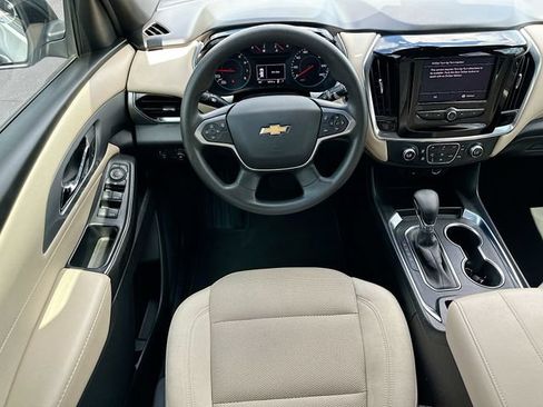 Used 2022 Chevrolet Traverse LS FWD image 20