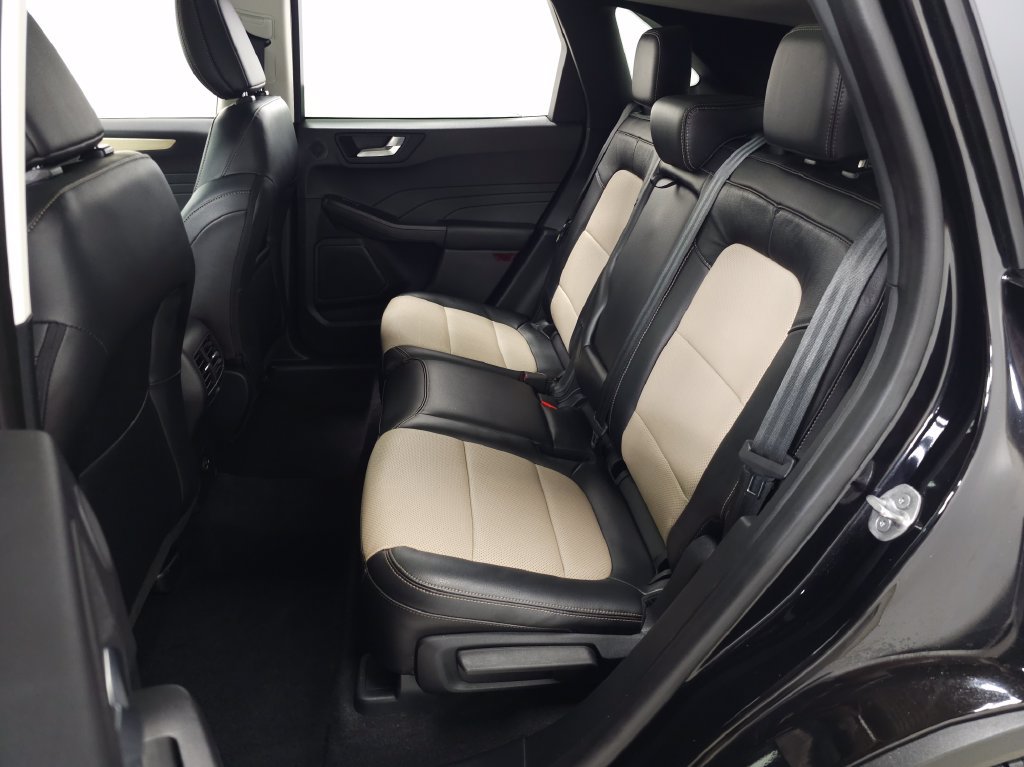 Used 2021 Ford Escape Titanium w/ Titanium Elite Package FWD image 33