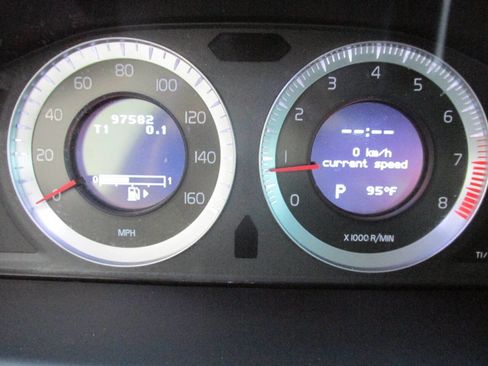 Used 2010 Volvo S80 3.2 image 31