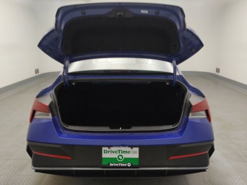 Used 2025 Hyundai Elantra Sport image 29