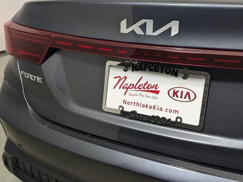 Used 2024 Kia Forte LXS w/ LXS Technology Package FWD image 8