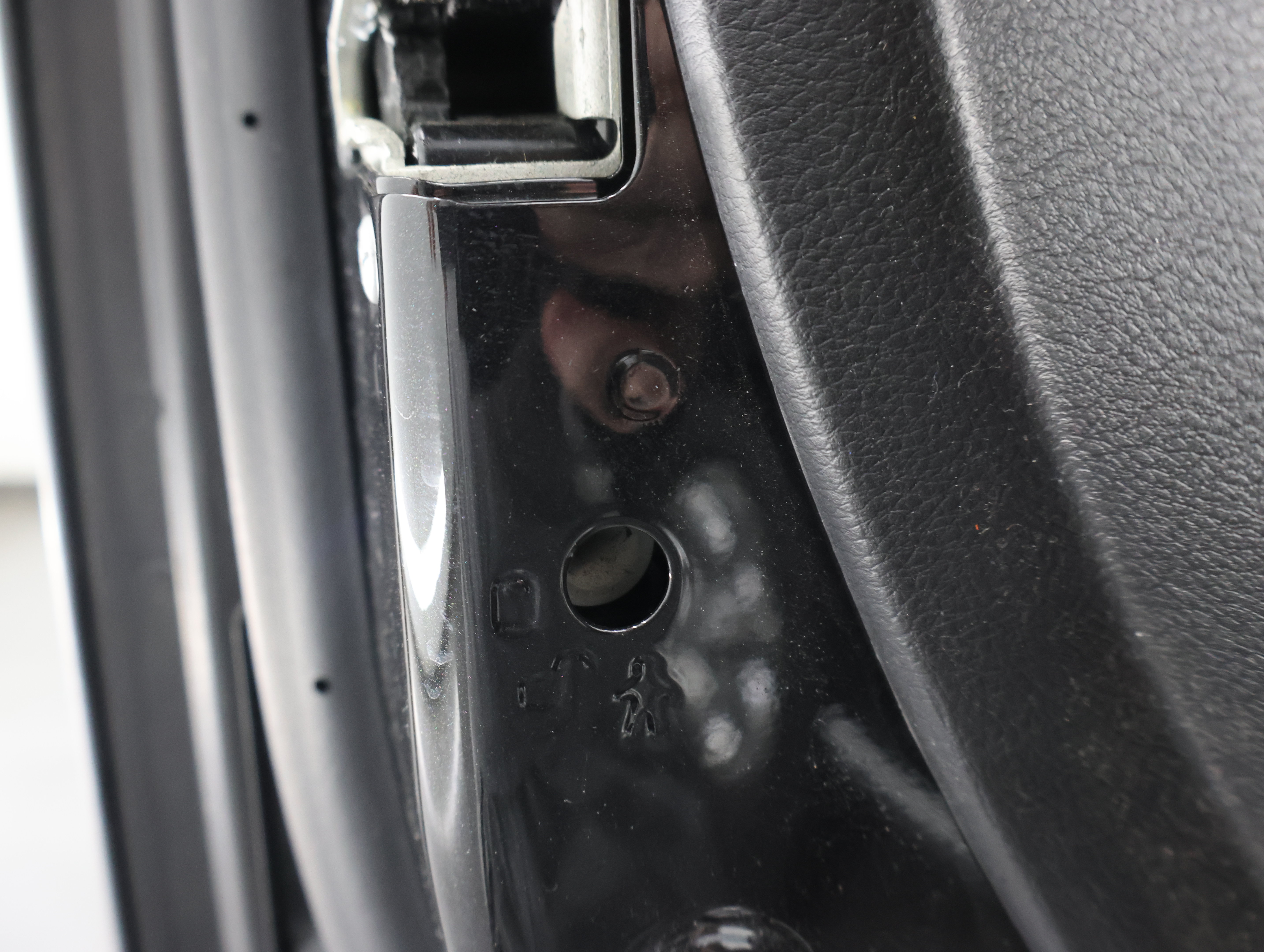 Used 2016 RAM 3500 Laramie AWD/4WD image 40