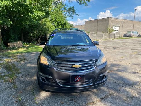 Used 2016 Chevrolet Traverse LT AWD/4WD image 8