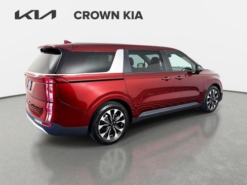 Certified 2024 Kia Carnival EX FWD image 5