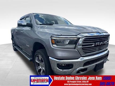 Used 2023 RAM 1500 Laramie AWD/4WD image 1
