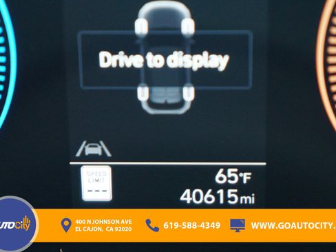 Used 2025 Hyundai Kona SEL image 3