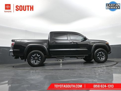 Used 2023 Toyota Tacoma TRD Off-Road image 32