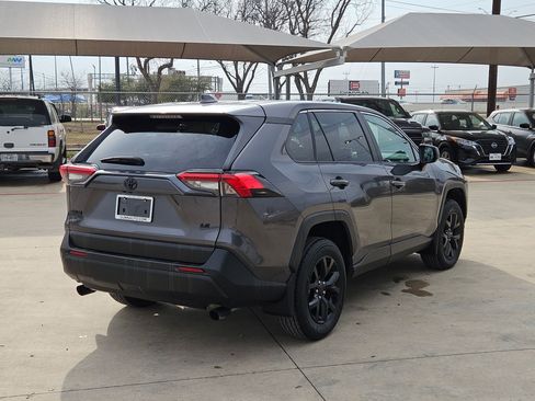Used 2023 Toyota RAV4 LE image 3