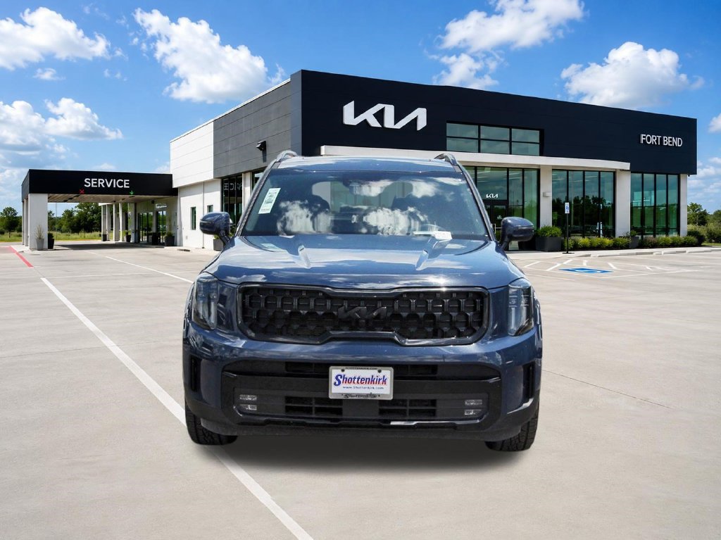 Used 2025 Kia Telluride SX Prestige X-Pro AWD/4WD image 2