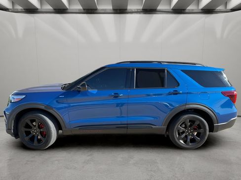 Used 2023 Ford Explorer ST-Line w/ Class IV Trailer Tow Package AWD/4WD image 2