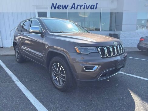 Used 2021 Jeep Grand Cherokee Limited w/ Luxury Group II AWD/4WD image 2