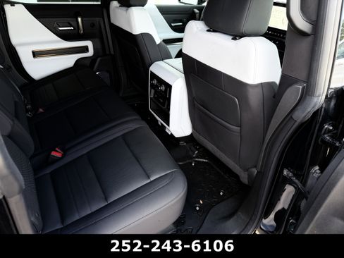 Used 2025 GMC Hummer EV 3X AWD/4WD image 41