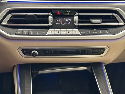 Used 2022 BMW X5 sDrive40i w/ Premium Package RWD image 18