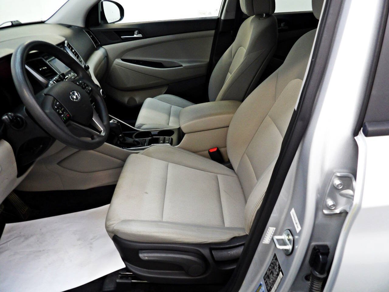 Used 2018 Hyundai Tucson SE AWD/4WD image 8