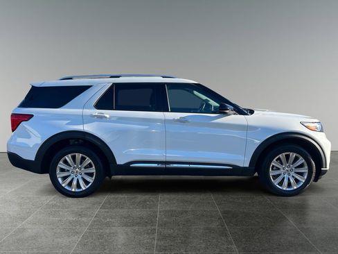 Used 2022 Ford Explorer Limited w/ Limited Technology Package image 8