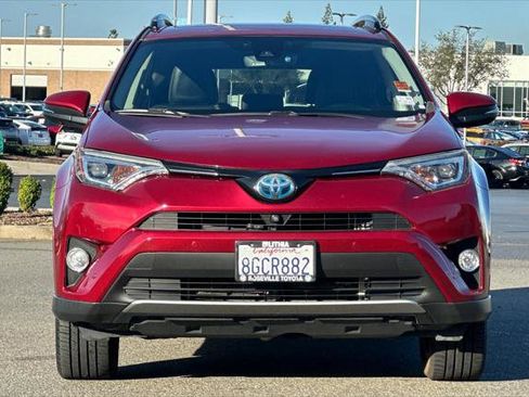 Certified 2018 Toyota RAV4 Limited w/ Advanced Technology Package image 10