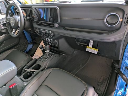 New 2025 Jeep Wrangler Sahara image 27