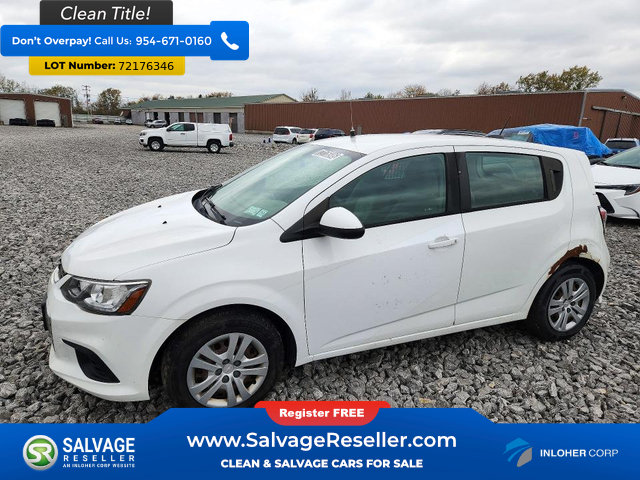 Used 2018 Chevrolet Sonic LT FWD image 1
