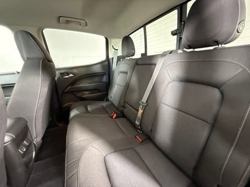 Used 2022 Chevrolet Colorado LT w/ LT Convenience Package AWD/4WD image 24