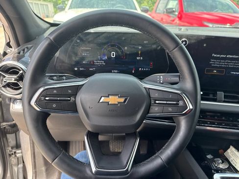 Used 2026 Chevrolet Equinox LT w/ Convenience Package II AWD/4WD image 8