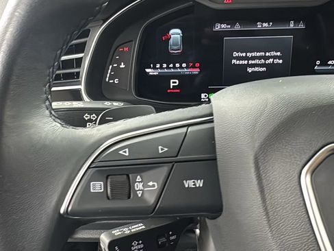 Used 2023 Audi Q8 Prestige image 23