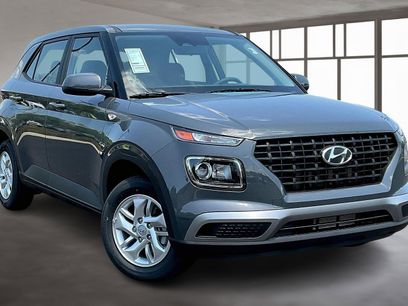 New 2025 Hyundai Venue SE