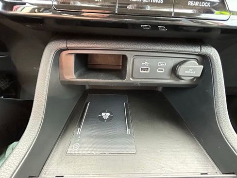 Used 2023 Honda Pilot EX-L image 35