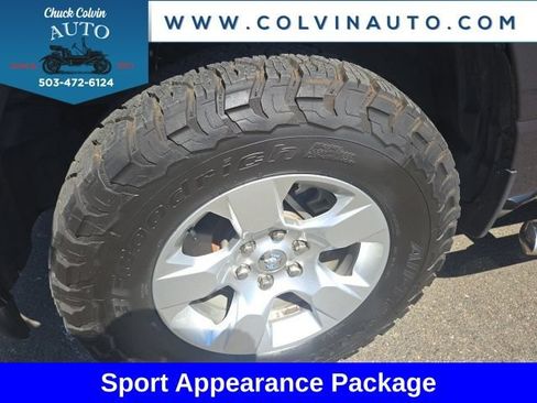 Used 2019 RAM 1500 Big Horn AWD/4WD image 3