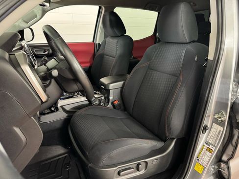 Used 2022 Toyota Tacoma SR5 image 14